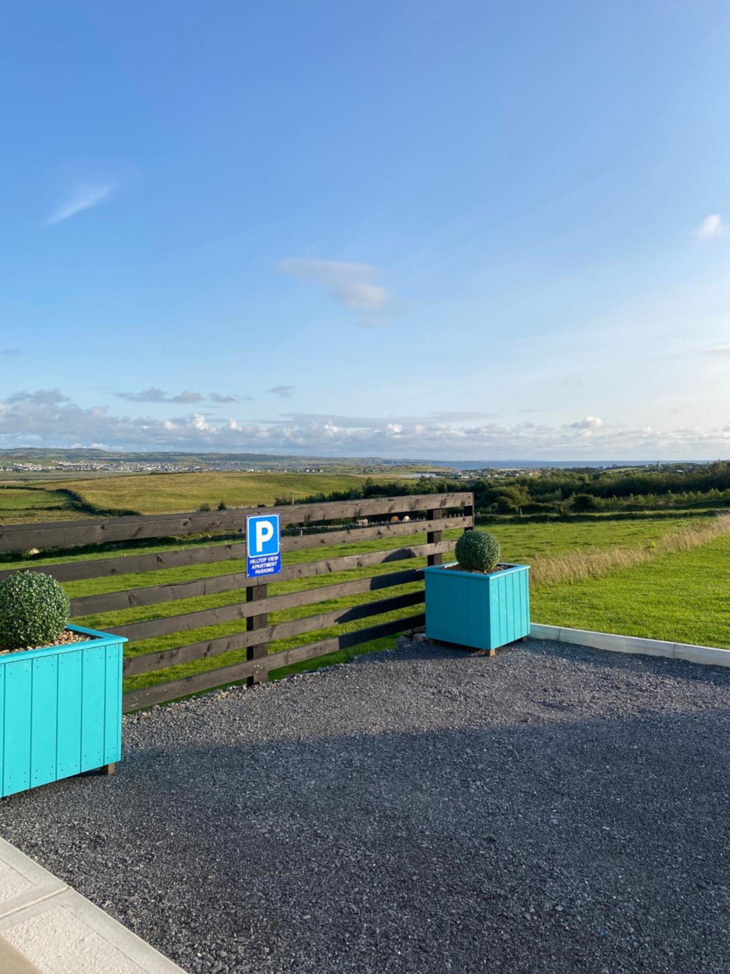 Hill Top View Apartment Lahinch Eksteriør billede